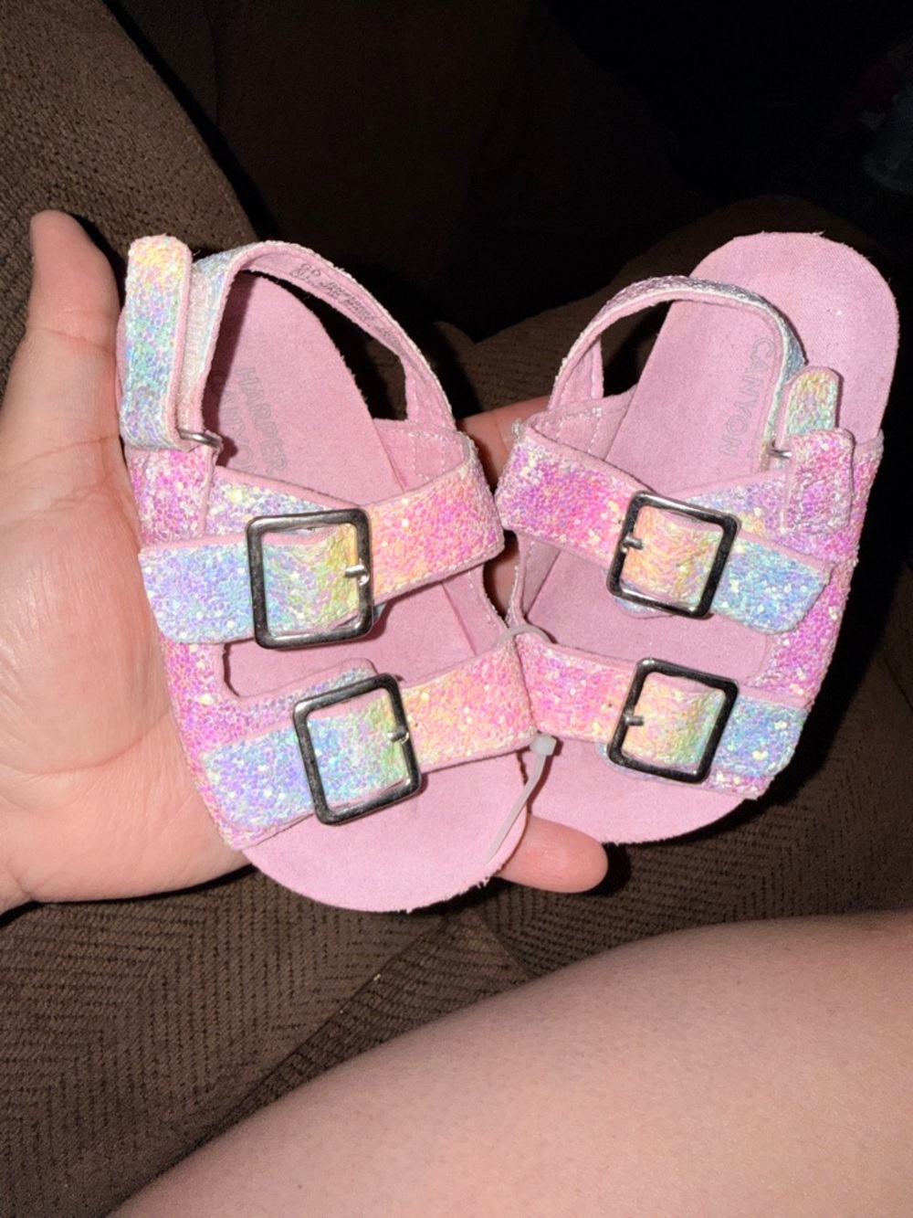 Harper Canyon Girls Sparkle Pink Glitter Buckle Sandals.
Size 6 - Picture 2 of 10